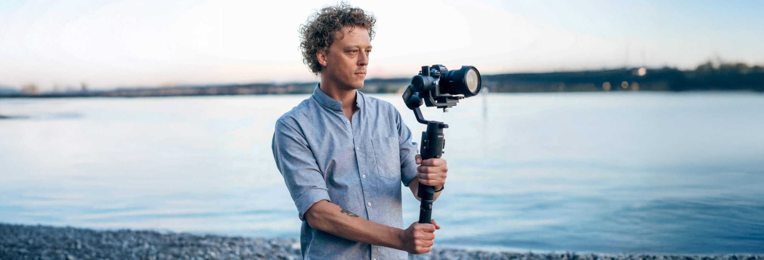 Sören Funk – Fotograf & Videograf Zürich Sören Funk fotografiert und filmt in Zürich mit natürlichem Licht